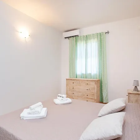 Casa Delle Mimose Apartment Orosei