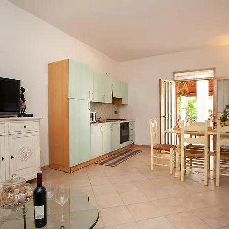 Casa Delle Mimose Apartment *